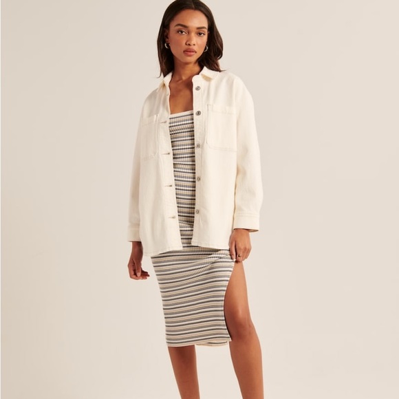 Abercrombie & Fitch Jackets & Blazers - Abercrombie & Fitch Oversized Denim Shirt Jacket Size Small